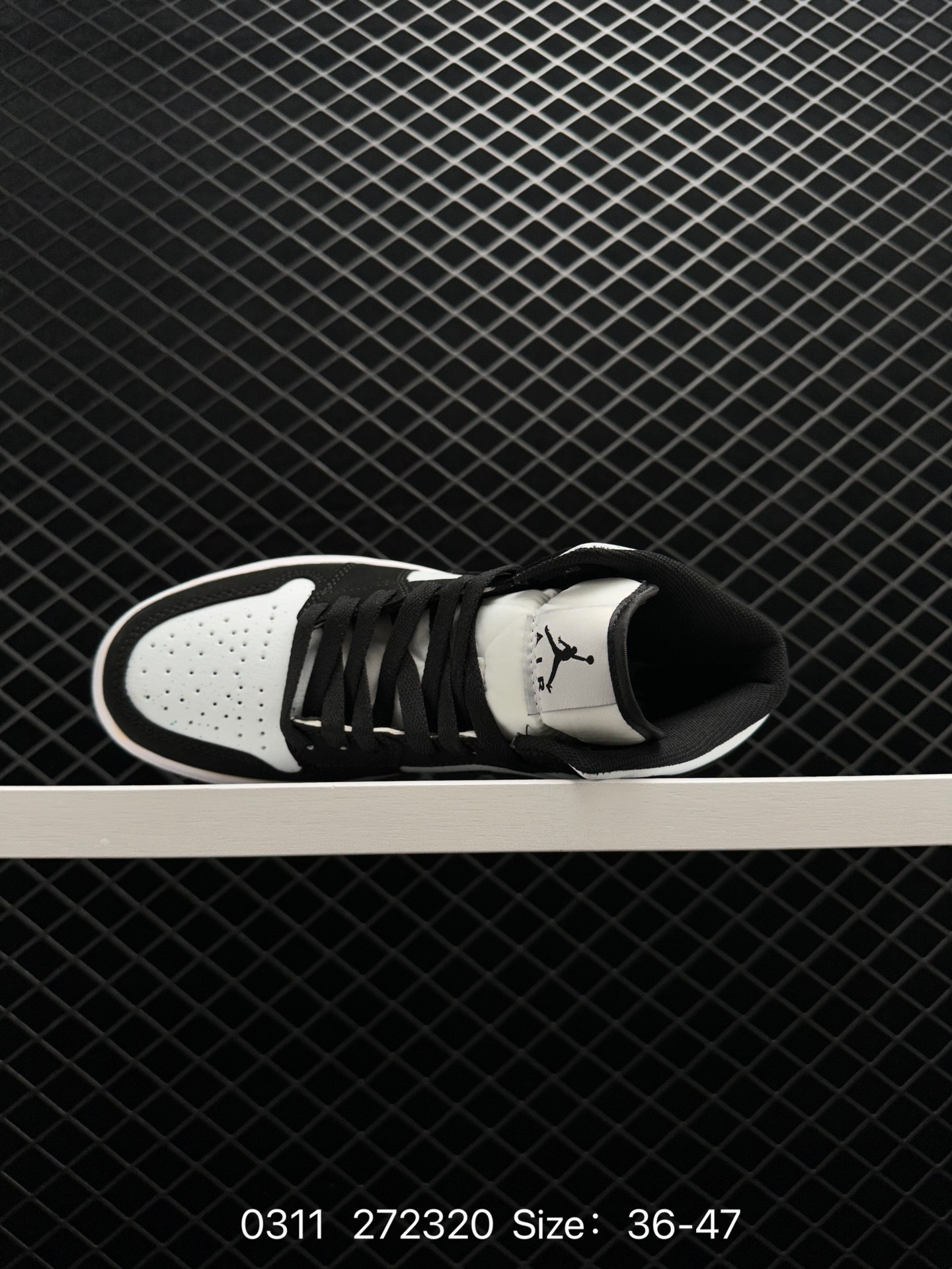 Air Jordan 1 Mid “Panda”